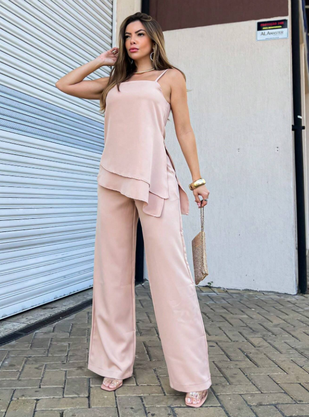 Conjunto Elegante com Bata Assimétrica e Calça