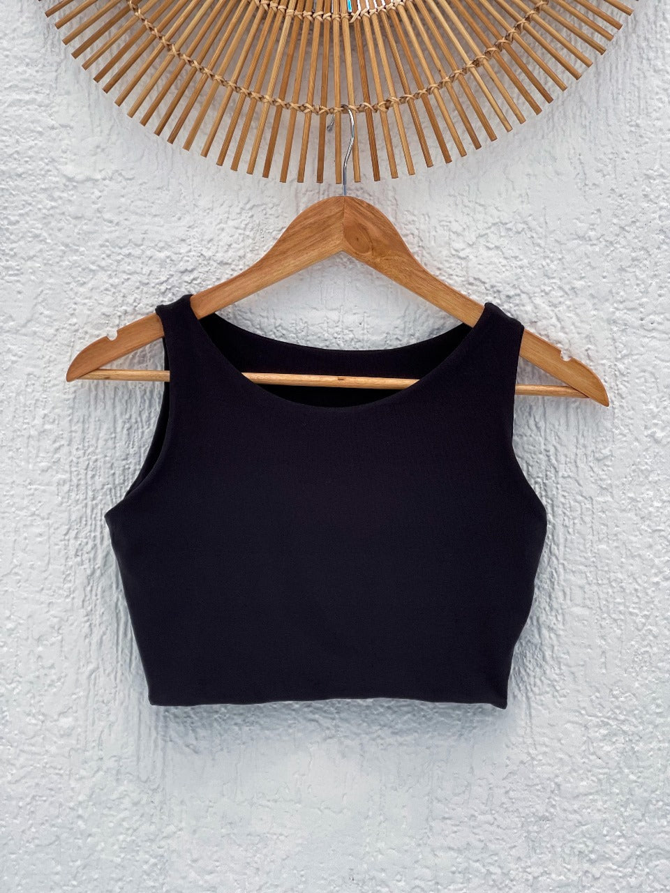 Cropped Aura Black