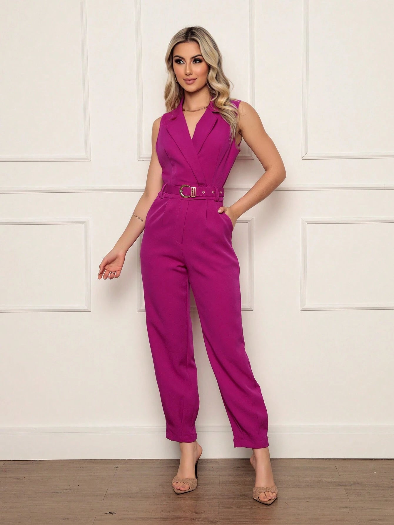 Macacão em Alfaiataria com Cinto