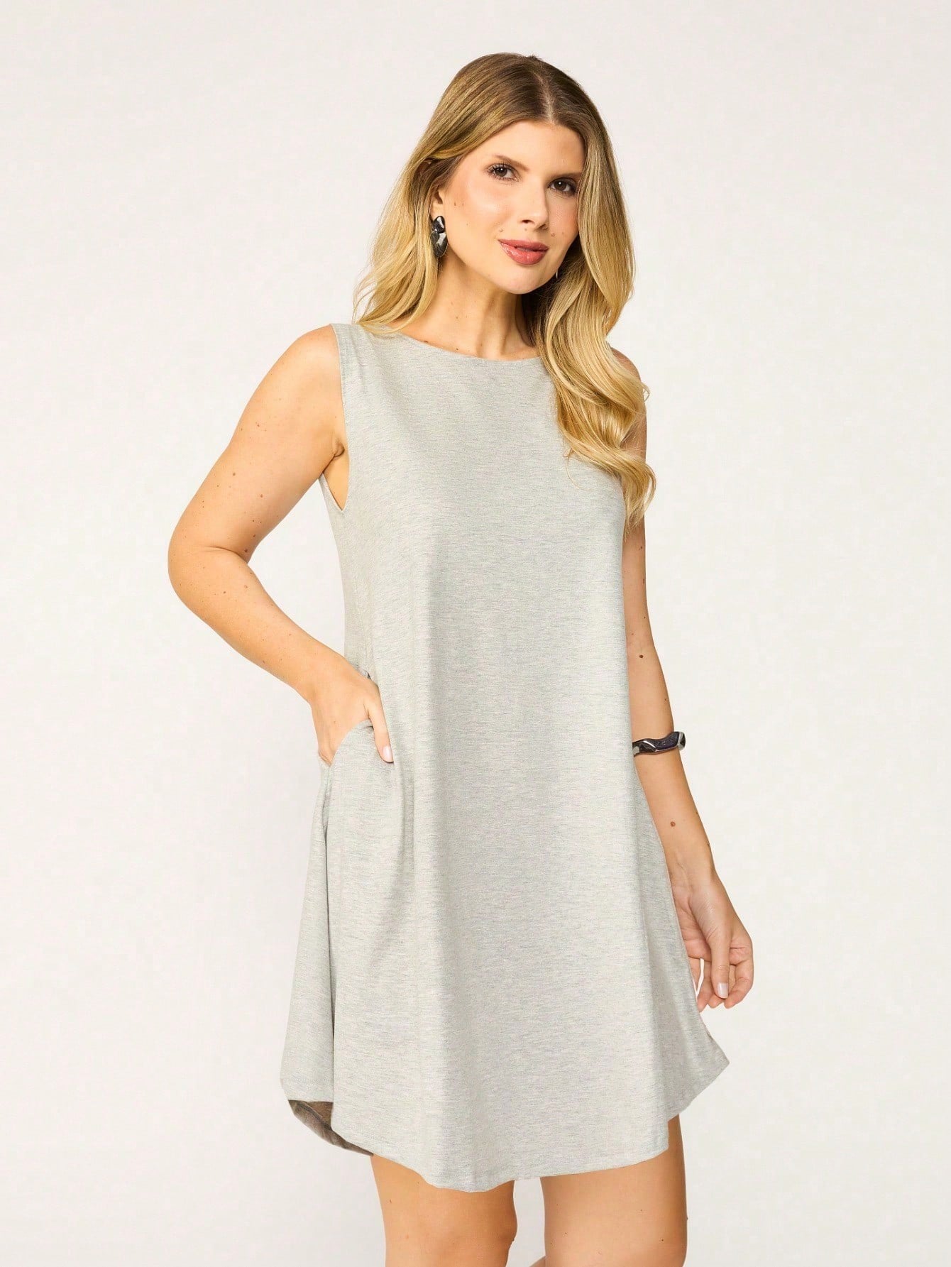 Vestido Essencial Bolso