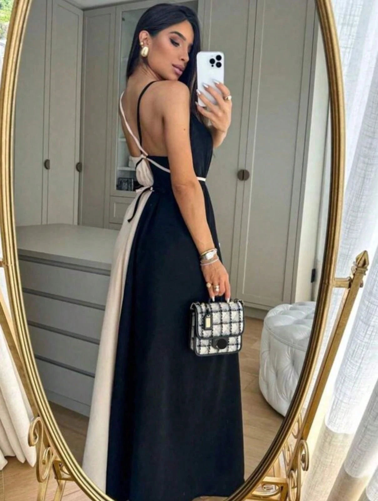 Vestido Vittoria – Elegância que Inspira Confiança