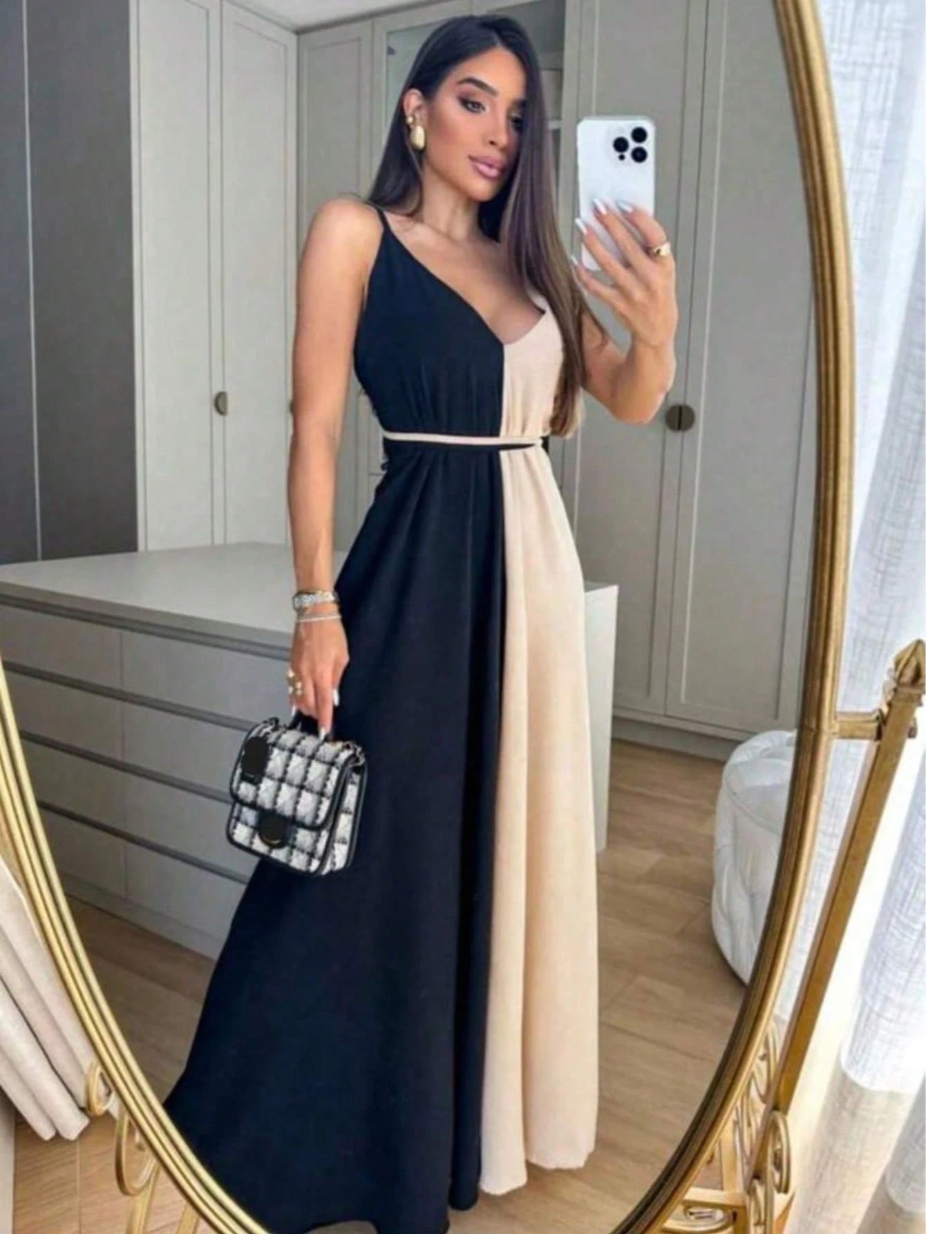 Vestido Vittoria – Elegância que Inspira Confiança