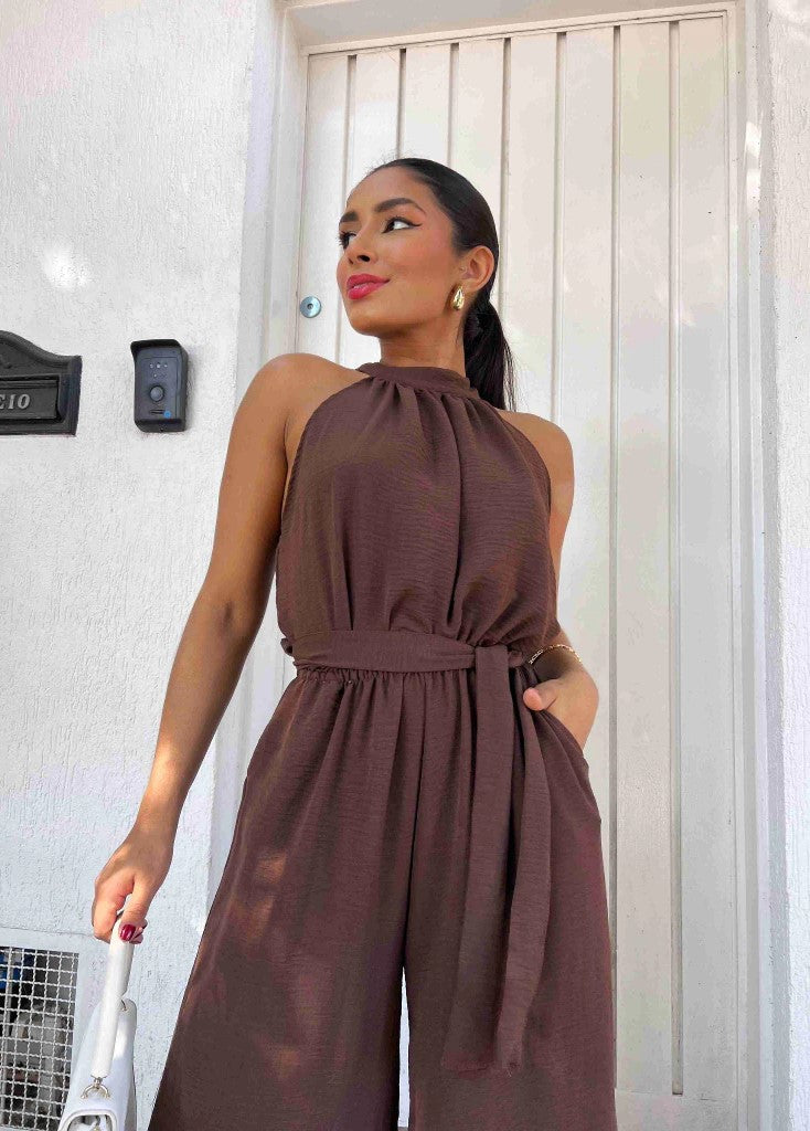 Macacão Duna – Elegância e Conforto em Um Só Look